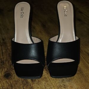 Liz Cole Black Open Toe Heels